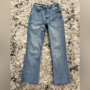 Zara Crop Flare Jeans Size 2 Distressed Raw Hem✨